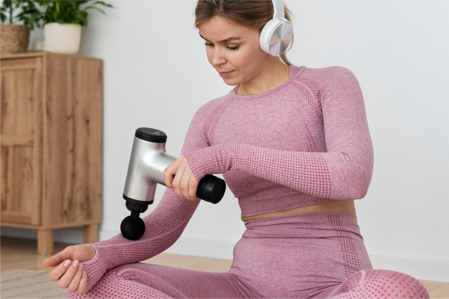 Pulse Handheld Massager