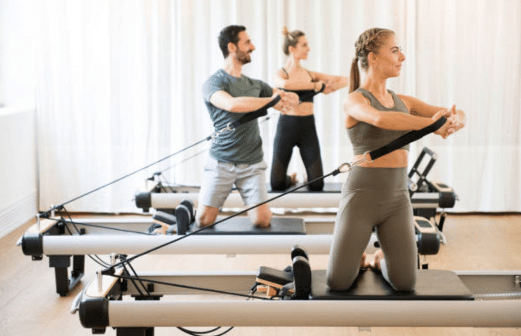 group-reformer-pilates-class-1024x661.png